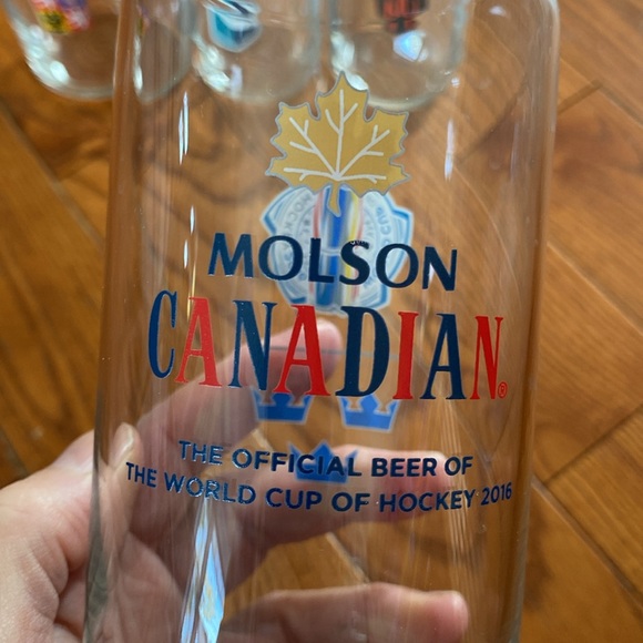Molson Canadian 2016 World Cup hockey set of 4 glasses. - Picture 3 of 10